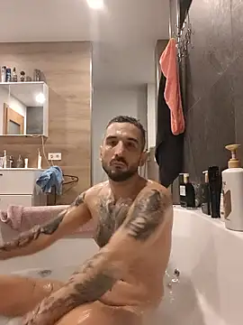 Snapshot of KompetentnyPetent chatting on October 23, 4:49 am KompetentnyPetent online show from October 23, 4:49 am