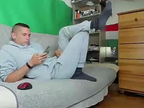 viraglaci18xh online show from October 3, 3:06 pm