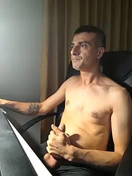 Snapshot of Cipribuddy chatting on September 22, 10:53 pm Cipribuddy online show from September 22, 10:53 pm