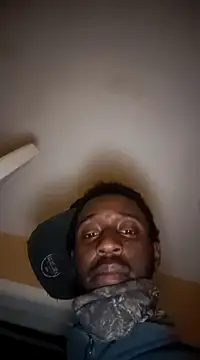 Snapshot of SkinnymanwithBbc chatting on March 10, 4:07 am SkinnymanwithBbc online show from March 10, 4:07 am