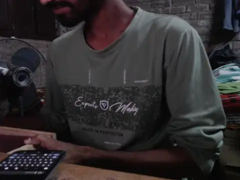 ThethunderPo online show from November 1, 1:48 pm