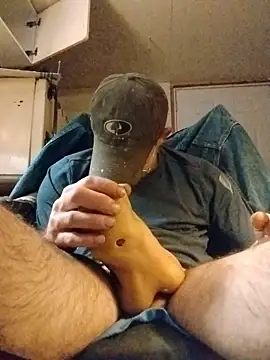 ROBERT0516 online show from November 22, 5:40 am