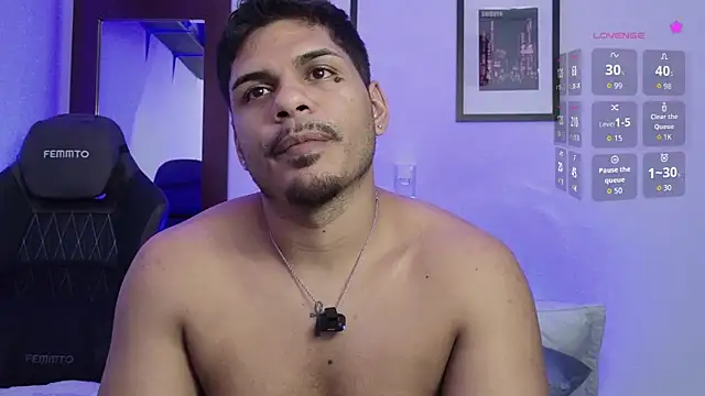 starguy 28 online show from June 12, 2:54 am