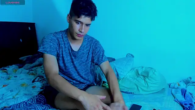 Dimitrixxx   online show from June 4, 12:27 am