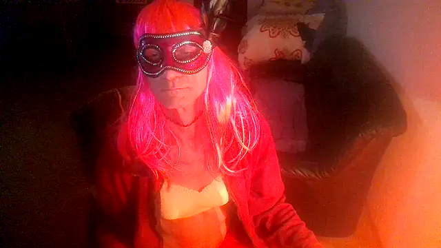 Python43 online show from February 3, 6:39 pm