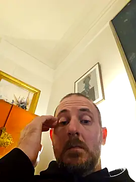 verylargecock online show from November 10, 8:36 pm