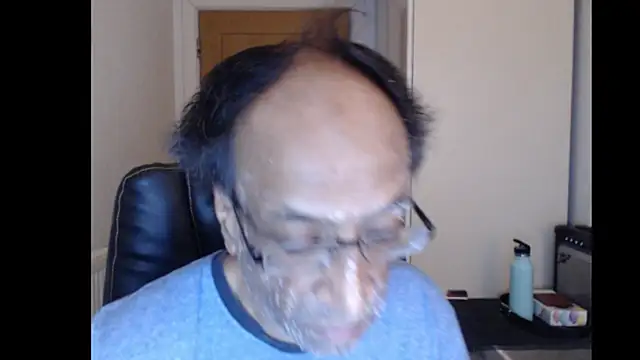 rauncher1 online show from April 11, 8:51 am