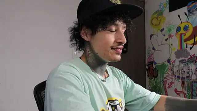 trieone online show from April 5, 2:46 pm