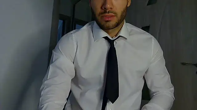 Justynn1 online show from May 29, 2:54 am