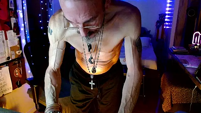 Snapshot of mycock2474u chatting on September 19, 9:10 am mycock2474u online show from September 19, 9:10 am