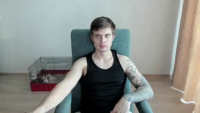 maks wolfis online show from April 8, 2:48 pm