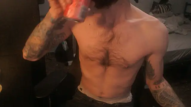 SexxxyLouis online show from March 29, 10:37 am