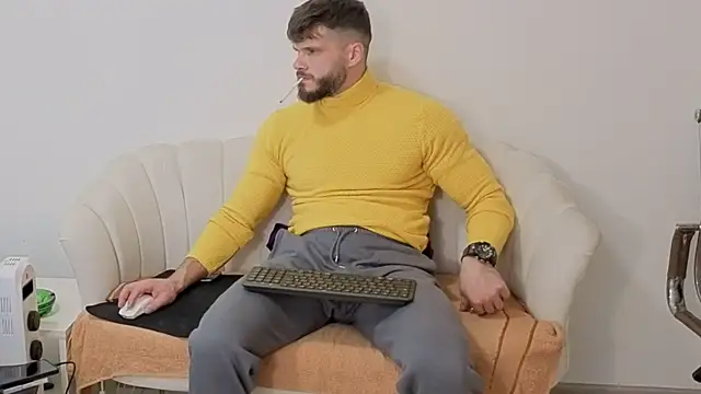 MauroTwin online show from November 12, 6:46 pm