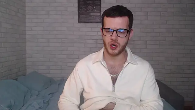 Alexxx horny online show from January 17, 6:14 pm