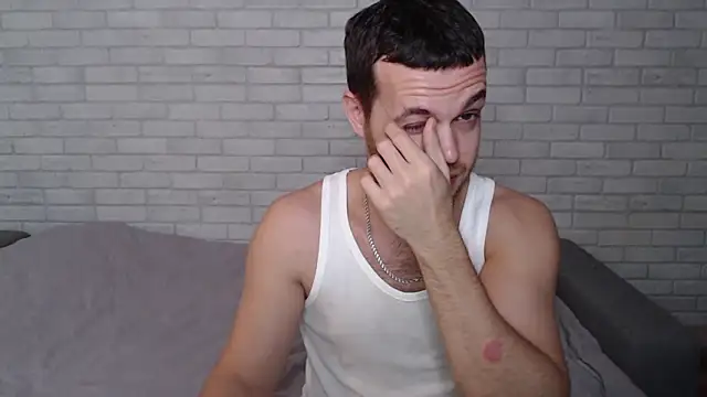 Alexxx horny online show from November 12, 3:51 pm