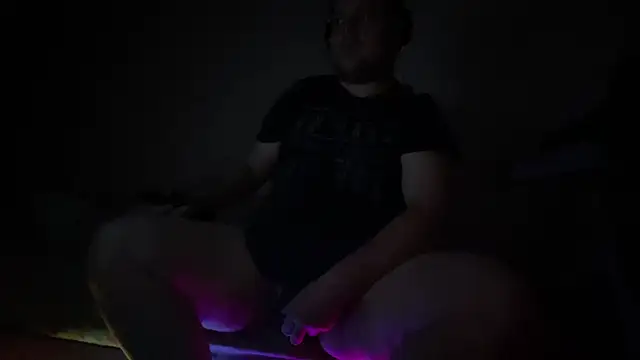 Czechyoungboy online show from December 22, 1:58 am