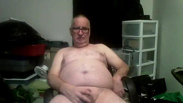 skbimale online show from May 10, 1:40 am