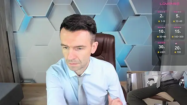 SteveTiger online show from February 2, 8:35 am