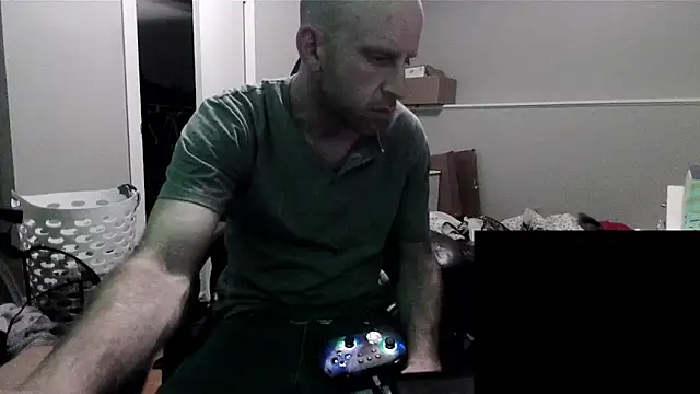 Snapshot of Anix888 chatting on September 14, 5:09 am Anix888 online show from September 14, 5:09 am