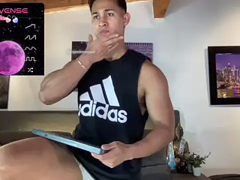 Snapshot of BenjaminCooperk chatting on March 8, 2:21 am BenjaminCooperk online show from March 8, 2:21 am