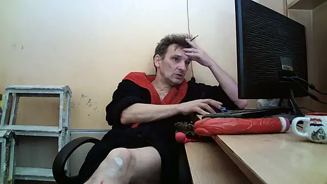 dundyFocus online show from April 7, 10:37 am