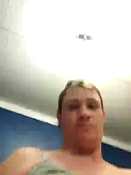 Snapshot of MaddyC6992 chatting on March 7, 10:24 am MaddyC6992 online show from March 7, 10:24 am