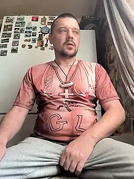 DanielOhCool online show from March 8, 7:13 am