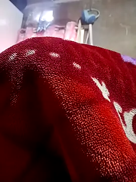 strongguyindia online show from April 8, 3:18 am