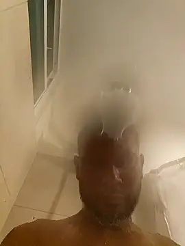 tropikboy online show from March 11, 10:00 am