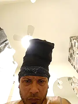 tropikboy online show from February 28, 9:58 am