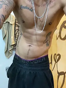 Snapshot of Prettyboiflaco chatting on January 18, 6:42 am Prettyboiflaco online show from January 18, 6:42 am