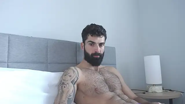 Verycutex online show from January 4, 1:42 pm