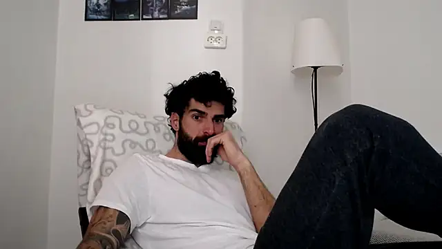 Verycutex online show from March 25, 8:29 am