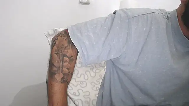 Verycutex online show from February 11, 6:44 pm