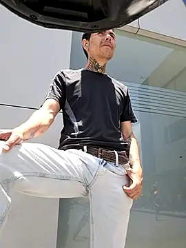 dannnyhot24 online show from September 13, 4:52 pm