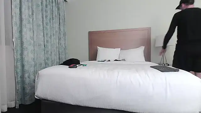 smokenstrokex online show from February 18, 4:43 am