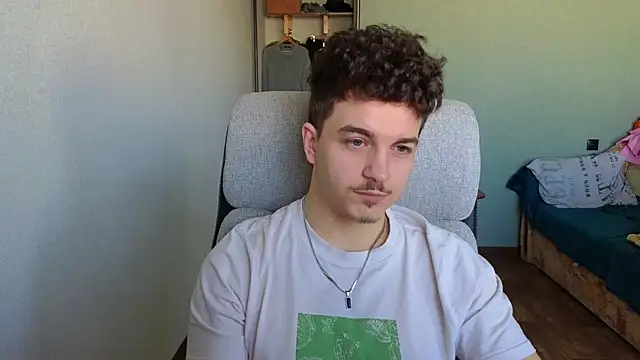 Remy Miles online show from March 9, 7:24 am