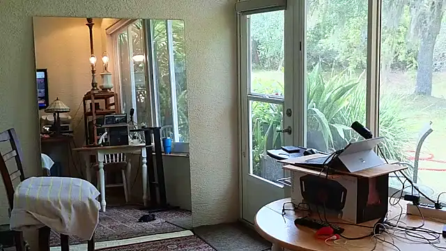 eliberator1777 online show from April 20, 7:38 pm