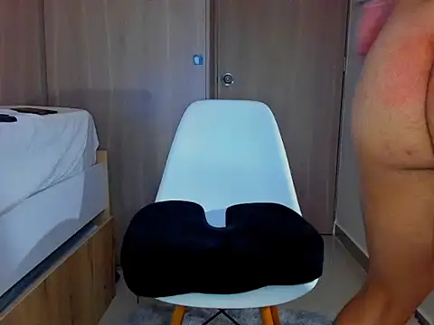 Sirs papi online show from July 3, 6:19 am