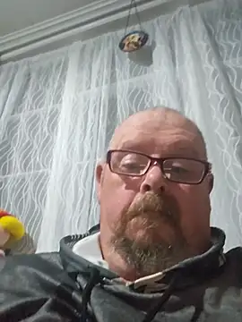 Bigfellah09 online show from July 17, 11:39 am