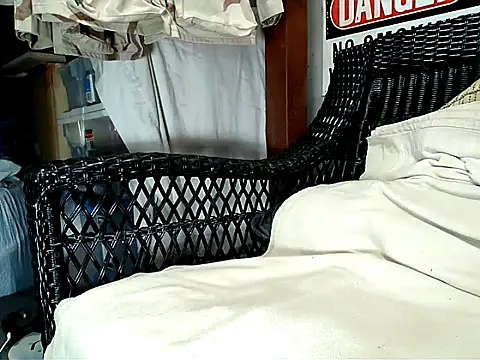 HungHawaiian808xh online show from March 27, 2:05 am