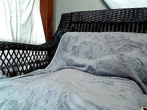 HungHawaiian808xh online show from April 8, 6:02 am