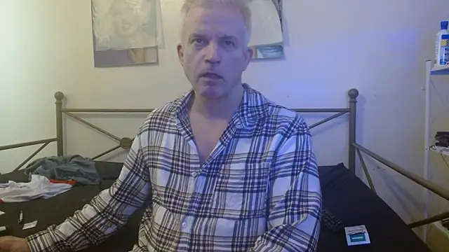 Dragonnycxh online show from December 11, 7:54 am