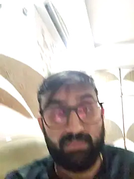 Snapshot of love4shownude chatting on December 8, 6:11 am love4shownude online show from December 8, 6:11 am