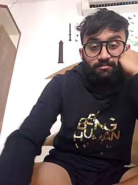 Snapshot of love4shownude chatting on January 18, 3:46 am love4shownude online show from January 18, 3:46 am