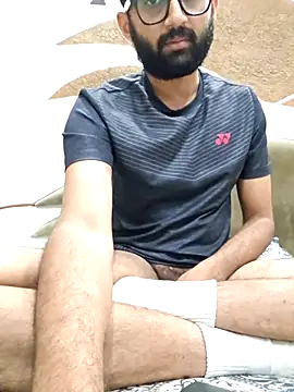 Snapshot of love4shownude chatting on October 16, 4:59 pm love4shownude online show from October 16, 4:59 pm