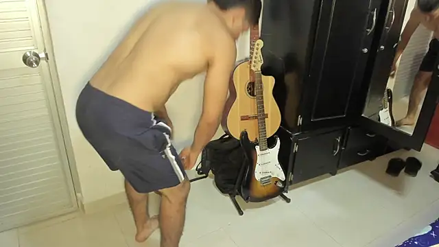 VincentSavage online show from March 4, 4:03 pm