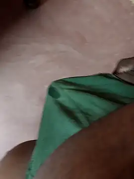 dinesh682 online show from February 28, 7:07 am