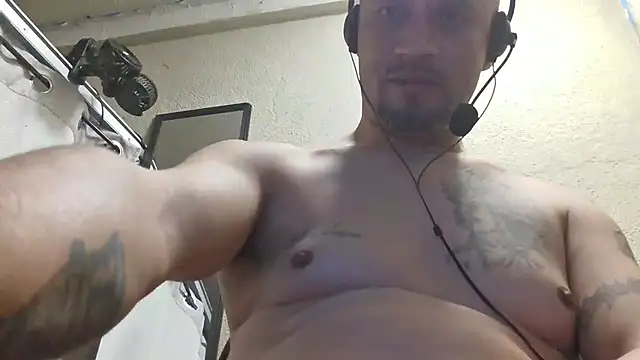 leonar0101 online show from December 12, 6:47 am