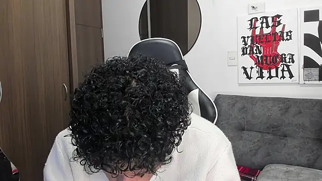 Alessandro Vanni online show from January 18, 2:24 am